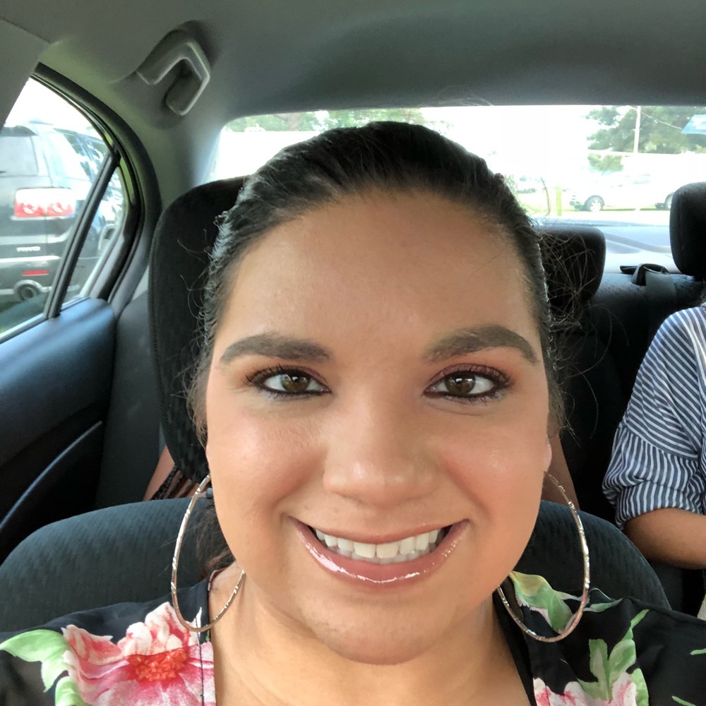 Meet your Posher, Mischa